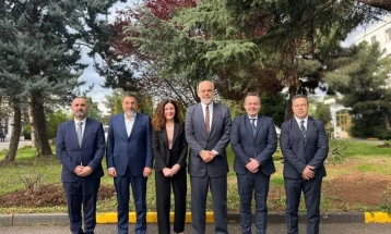 Косовката Влора Хисени стана директорка на албанската разузнавачка служба - ШИШ