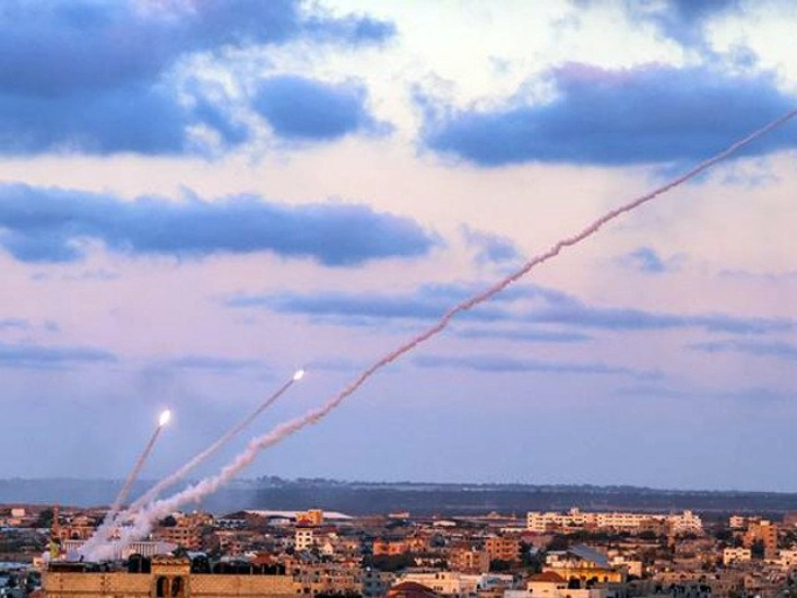 Israel strikes targets in southern Lebanon after missiles flurry