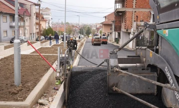 Започна реконструкцијата на улицата покрај покриениот покриениот дел од каналот „Крушевска Република“