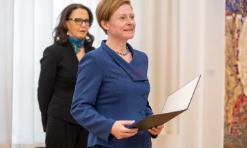 Новата германска амбасадорка Дрекслер на средба со претседателот на Собранието Џафери