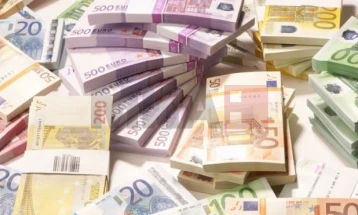 „Данас“: Јавниот долг на Србија од март 2020. расте за 117 евра во секунда