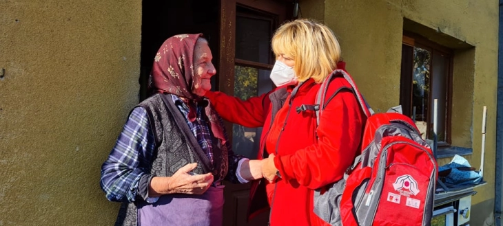 Црвен крст Куманово објави повик во рамки на проектот „Грижа на стари лица во домашни услови“