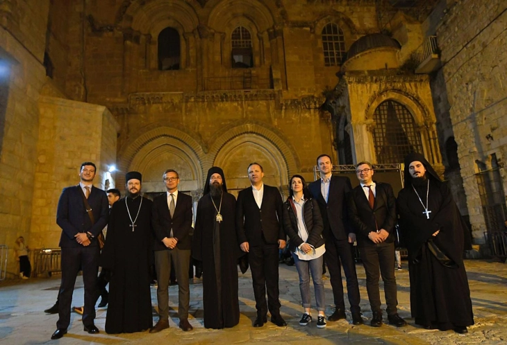 State and church delegation in Jerusalem attends Church of the Holy Sepulchre service