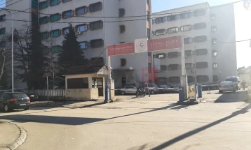 Arrestohet anesteziologu i spitalit të Tetovës i cili kishte xhiruar dhe publikuar pacientët në “Tik Tok”