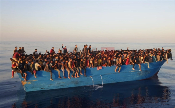 Италија прогласи вонредна состојба поради зголемениот прилив на мигранти