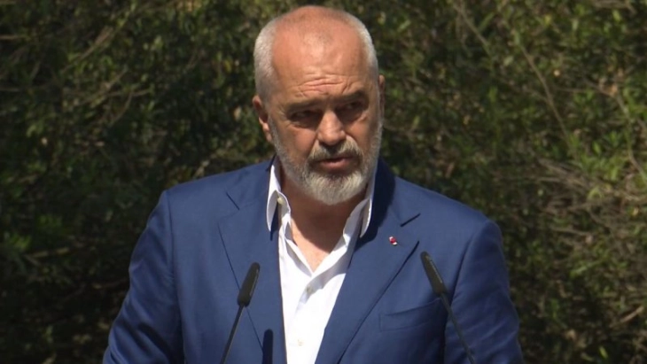 Рама во посета на Велика Британија, во фокусот изградба на елитна спортска академија во Драч