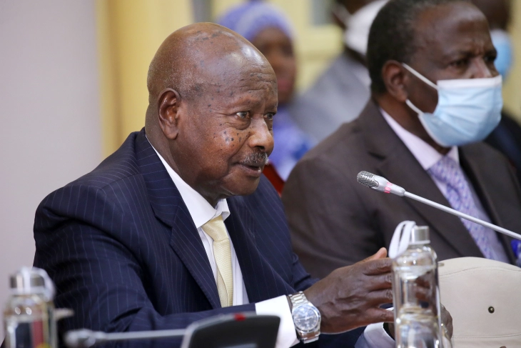 Претседателот на Уганда го врати контроверзниот анти-ЛГБТ закон на повторно разгледување во парламентот