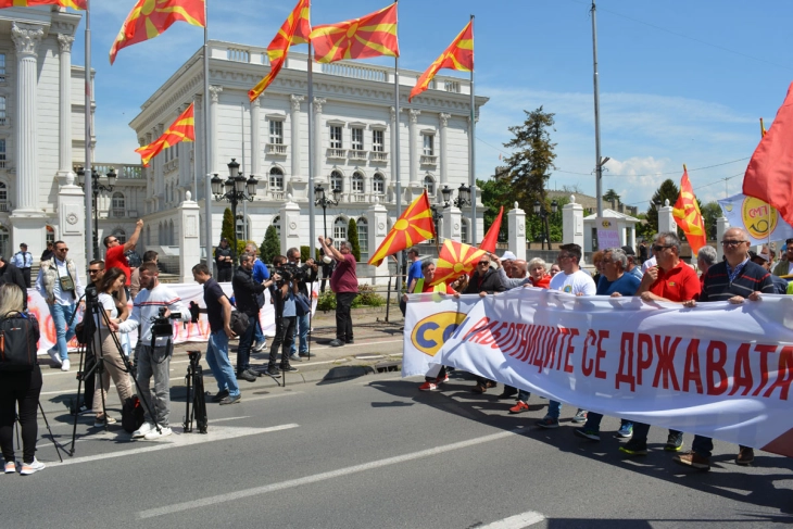 Federation of Trade Unions of Macedonia: 78% raises for all, not just politicians