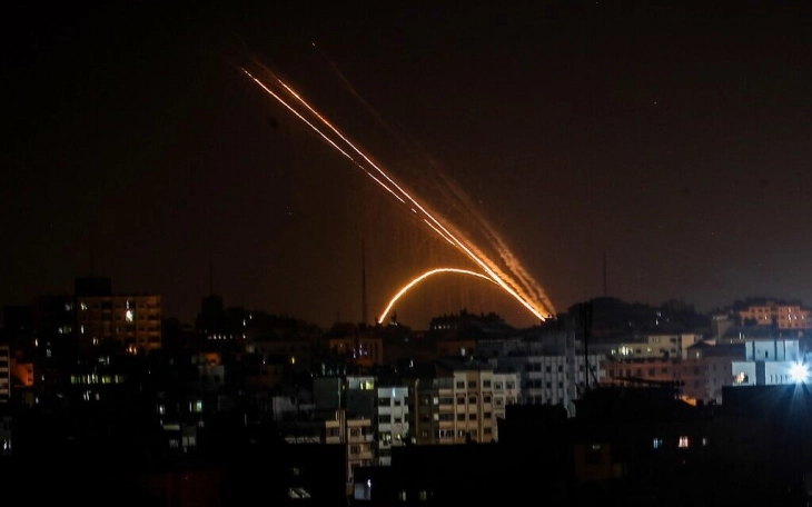 Баражен ракетен напад на Палестинците од Појасот Газа врз Израел, едно лице рането