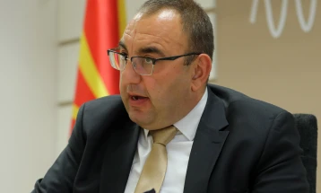 Bislimovski: Po shqyrtohet opsioni për rivendosje të tarifës së lirë të rrymës gjatë ditës