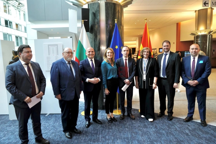 Во ЕП отворена „Заедно II“ - прва заедничка изложба на уметници од Северна Македонија и од Бугарија