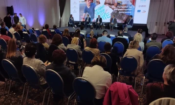 Konferenca: Çrregullimi i shëndetit mendor është një epidemi 'e heshtur' pas pandemisë të Kovid-it, veçanërisht për fëmijët dhe të rinjtë