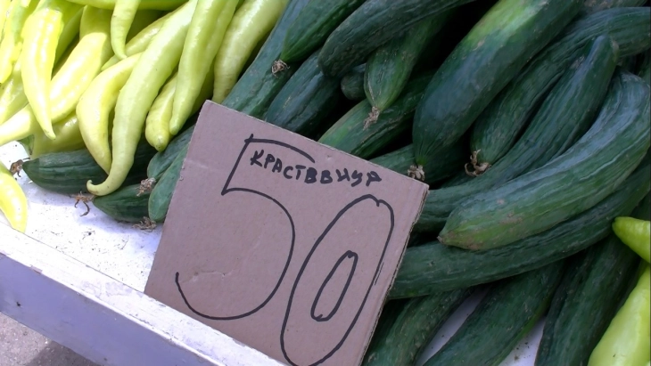 Паѓаат цените на зеленчукот на Градскипт пазар во Штип
