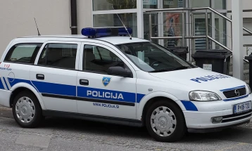 Словенија го засилува полициското присуство околу училиштата со цел навремено откривање потенцијални насилни инциденти