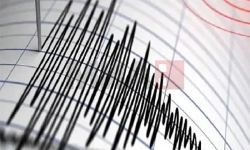 Një tërmet me magnitudë prej 5.7 ballë  ka goditur ishullin japonez Hokaido