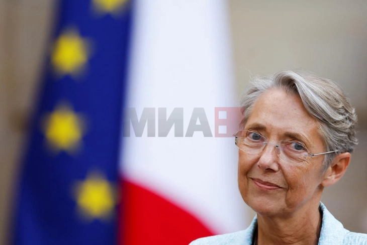 Kryeministrja franceze Born i bëri thirrje sindikatave për bisedime