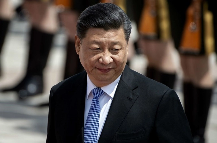 Кинескиот претседател Си го честита крунисувањето на Чарлс Трети и Камила