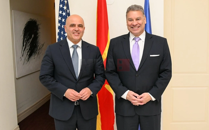 Kovaçevski priti përfaqësues të lartë të administratës amerikane dhe Kongresit në Ambasadën e Maqedonisë së Veriut në Uashington