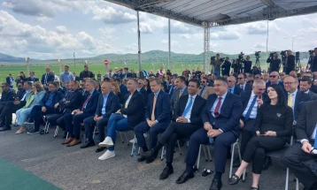 Kovaçevski: Për herë të parë pas 30 vitesh përmes infrastrukturës moderne lidhemi me Lindjen dhe Perëndimin dhe bëhemi udhëkryq i vërtetë në Ballkan
