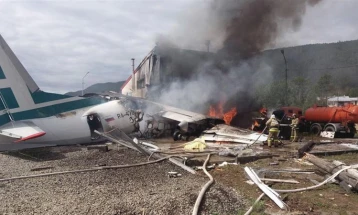 Rrëzohet një aeroplan i vogël civil në Gjermani, dy pilotë e humbin jetën