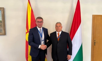 Мицкоски се сретна со Орбан, разговарале за евроинтеграциите и регионот