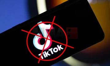 Australia to ban TikTok on government-issued devices