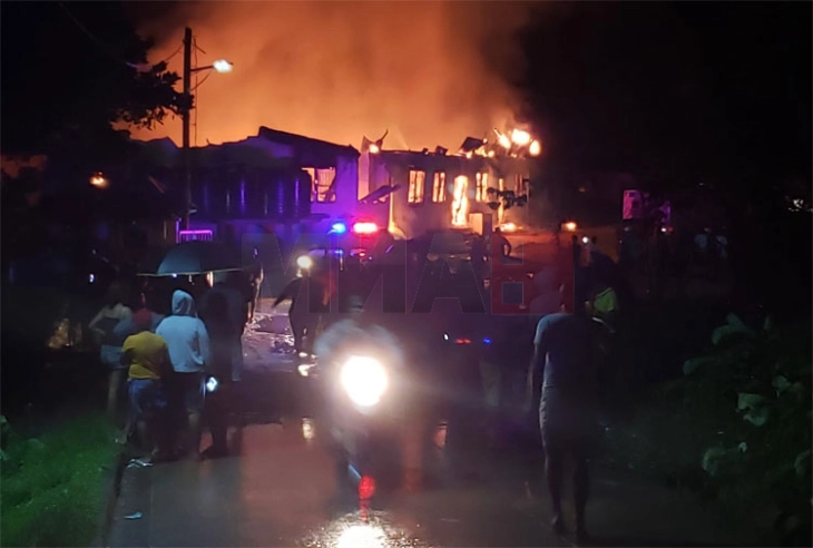 Ученичка го запалила интернатот во Гвајана во кој настрадаа 19 лица - управата и го одзела мобилниот телефон
