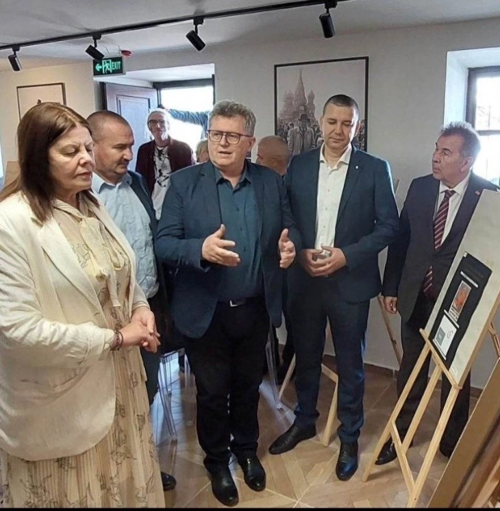Во музејот „Стерјо Спасе“ во Глобочани, општина Пустец одржана промоција на книгата „Македонци милениумски сведоштва за идентитетското име“