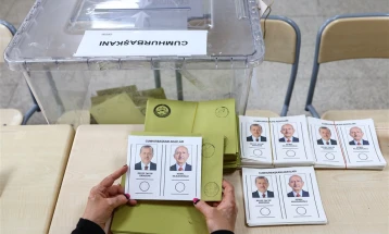 Komisioni i zgjedhjeve në Turqi: Në zgjedhjet presidenciale Erdogani kryeson pas 54.6 për qind të votave të numëruara