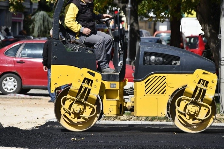 Поради асфалтирање затворена за сообраќај делницата Велес - Градско