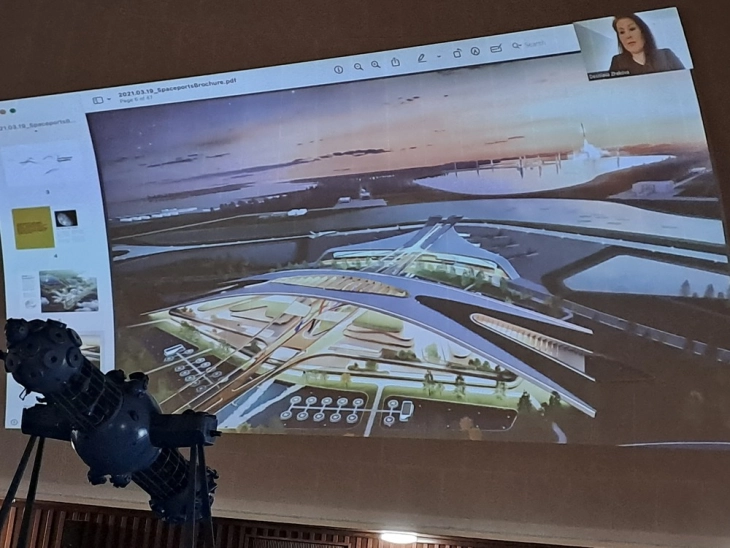 Бугарски архитект учествувал во тим на американска компанија која дизајнира аеродром за вселенски летала
