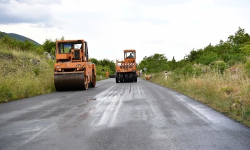 Për shkak të asfaltimit deri më 3 qershor mbyllet për komunikacion aksi Veles - Gradsko