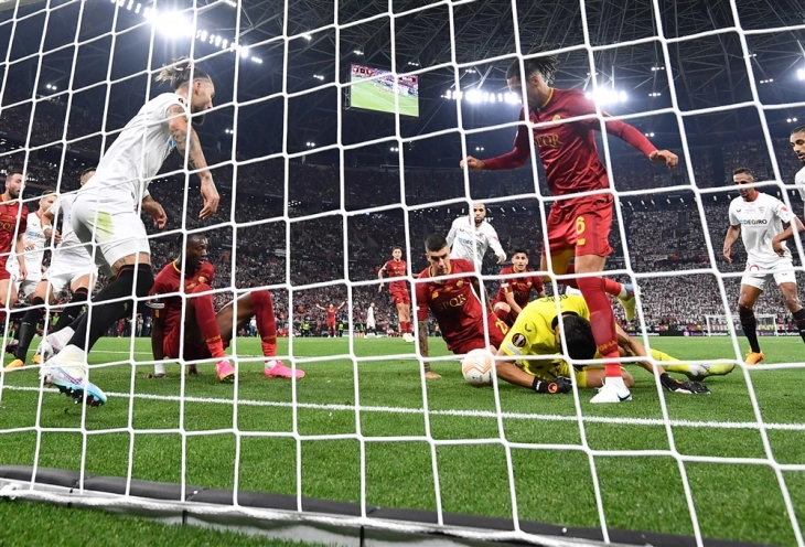 Севиља ја победи Рома на пенали во финалето на Лига Европа