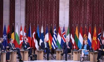 Столтенберг: Сојузниците се согласуваат Украина да стане членка на НАТО