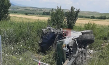 Едно лице од повредените во сообраќајката на автопатот Штип - Миладиновци е пренесено во Скопје