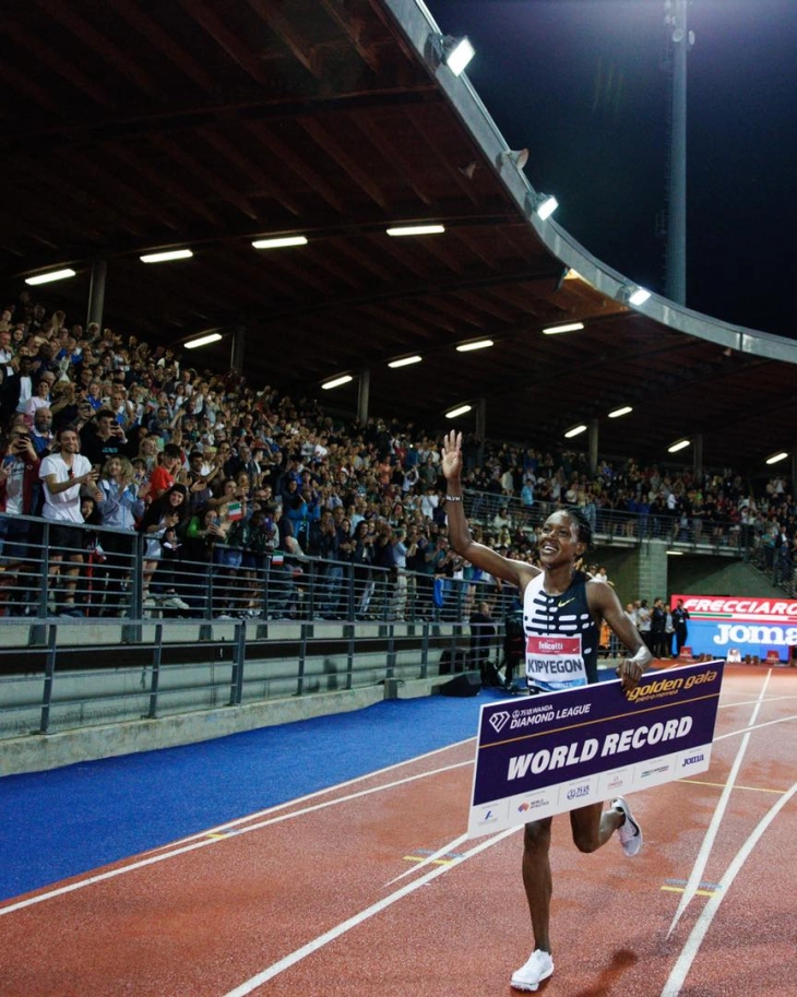 Кенијката Кипјегон постави нов светски рекорд на 1.500 метри