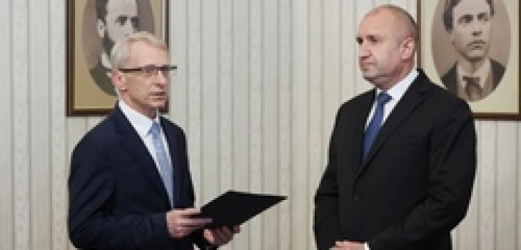 Денков го врати мандатот - Радев во најкус можен рок ќе донесе указ за предлог-влада до бугарското Народно собрание