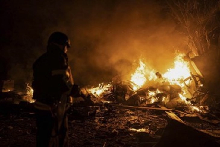 Русите во текот на ноќта извеле нова серија воздушни напади врз Киев