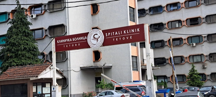 Në spitalin klinik të Tetovës në vendin e objektit të djegur modular do të ketë parking, në porcedurë furnizimi i shtatë ashensorëve të rinj