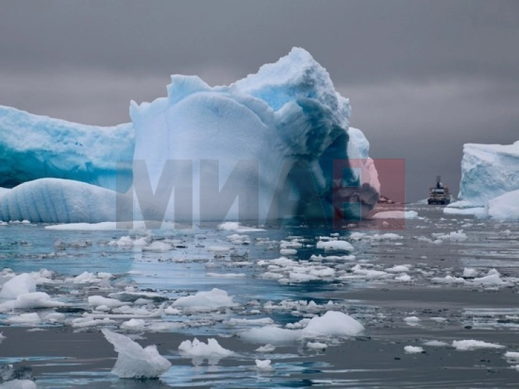 Арктикот би можел да остане без морски мраз во лето до 2030-тите, еве какви се последиците