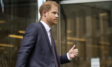 Принцот Хари сведочеше пред Високиот суд во Лондон