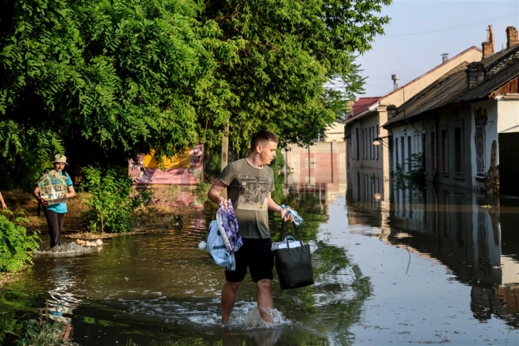 KB: Pasoja të rënda dhe të gjera për mijëra persona pas shembjes së pjesshme të digës Nova Kahovka në Ukrainë