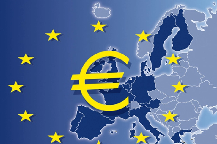 Eurozone slips into slight recession