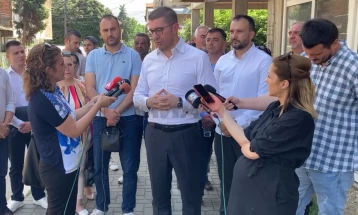 Mickoski: Government without DUI, constitutional amendments to be effective once Macedonia joins EU