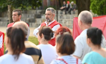 Карванот на СДСМ „Рамо до рамо“ со граѓаните: Добро е што ВМРО-ДПМНЕ ја прифати подадената рака