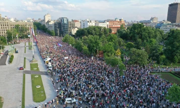 Во Белград одржан шестиот протест „Србија против насилството“ со најава за радикализација на следниот
