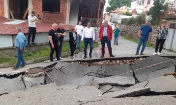 Boçvarski: Qeveria do të ndihmojë në riparimin e dëmeve të shkaktuara nga moti i keq në Dellçevë