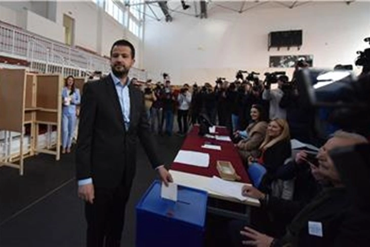 Мирен изборен ден во Црна Гора со помала излезност на гласачите