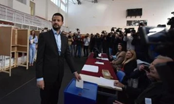 Мирен изборен ден во Црна Гора со помала излезност на гласачите