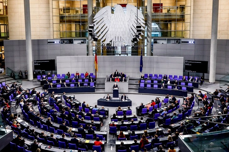 Bundestag to adopt resolution supporting North Macedonia